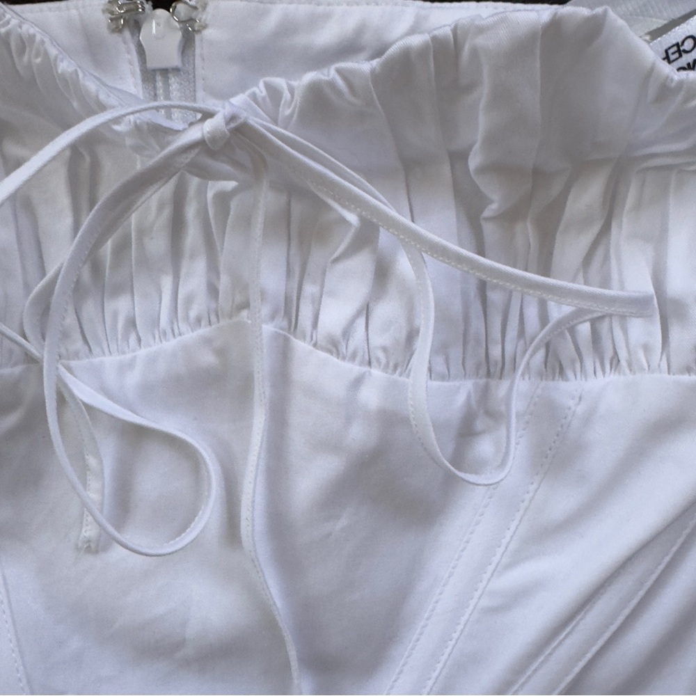 Mistress Rocks Chic White Corset Blouse with Ribbon Details - Picture 3 of 4
